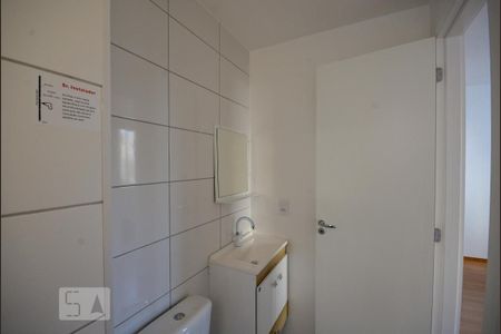 Apartamento para alugar com 41m², 2 quartos e sem vagaBanheiro