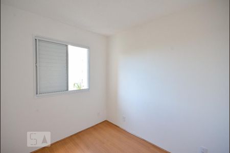 Quarto 2 de apartamento para alugar com 2 quartos, 41m² em Jardim Santa Emília, São Paulo