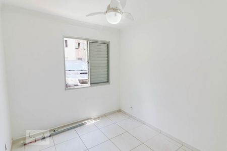 Quarto 1 de apartamento para alugar com 2 quartos, 77m² em Jardim Dabril, São Paulo
