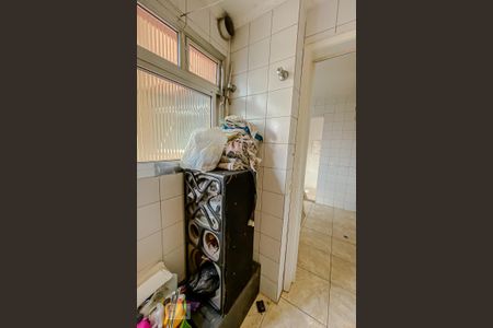 Apartamento à venda com 74m², 3 quartos e 2 vagasLavanderia