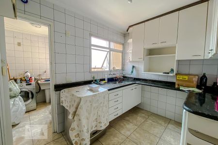 Apartamento à venda com 74m², 3 quartos e 2 vagasCozinha