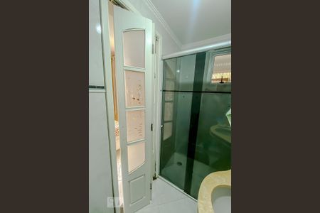 Apartamento à venda com 74m², 3 quartos e 2 vagasBanheiro da Suite