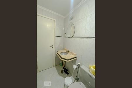 Apartamento à venda com 74m², 3 quartos e 2 vagasBanheiro