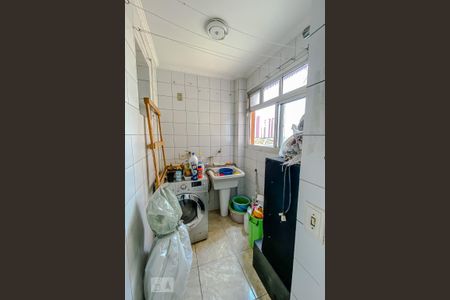 Apartamento à venda com 74m², 3 quartos e 2 vagasLavanderia