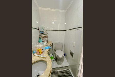 Apartamento à venda com 74m², 3 quartos e 2 vagasBanheiro da Suite