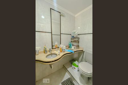 Apartamento à venda com 74m², 3 quartos e 2 vagasBanheiro da Suite