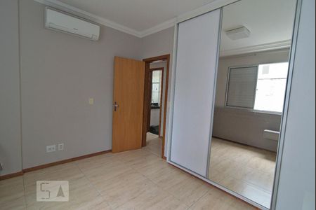 Quarto Suíte de apartamento à venda com 3 quartos, 210m² em Sagrada Família, Belo Horizonte