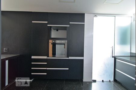 Apartamento à venda com 210m², 3 quartos e 3 vagasCozinha