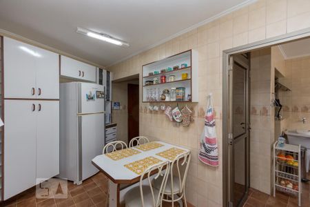 Apartamento à venda com 200m², 4 quartos e 3 vagasCozinha