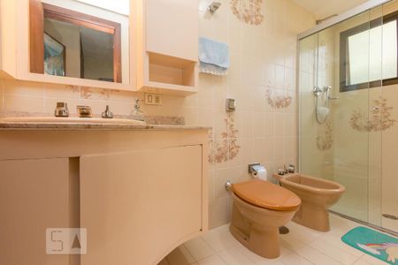 Apartamento à venda com 200m², 4 quartos e 3 vagasBanheiro da Suíte 2