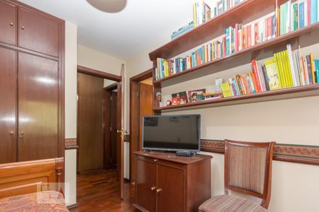 Apartamento à venda com 200m², 4 quartos e 3 vagasSuíte 2