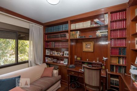 Apartamento à venda com 200m², 4 quartos e 3 vagasEscritório