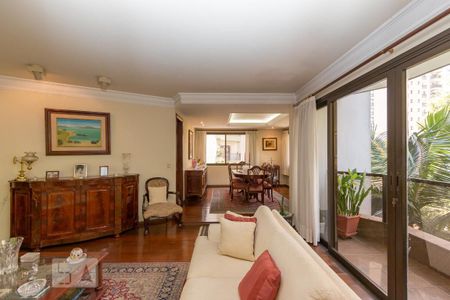 Apartamento à venda com 200m², 4 quartos e 3 vagasSala