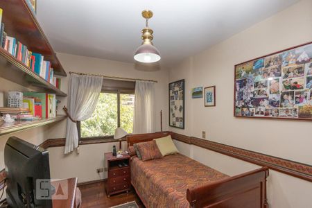 Apartamento à venda com 200m², 4 quartos e 3 vagasSuíte 2