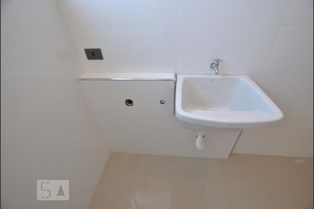 Apartamento para alugar com 115m², 2 quartos e 1 vagaÁrea de serviço