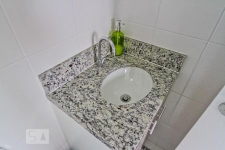 Banheiro de kitnet/studio à venda com 1 quarto, 24m² em Tucuruvi, São Paulo