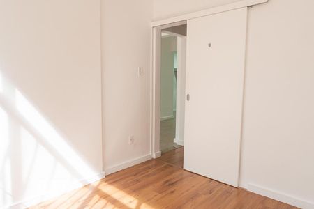 Quarto 1 de apartamento à venda com 2 quartos, 60m² em Icaraí, Niterói