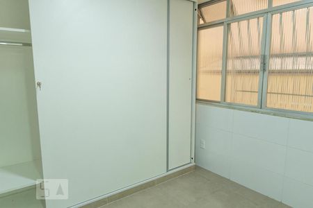 Apartamento à venda com 60m², 2 quartos e sem vagaÁrea de Serviço