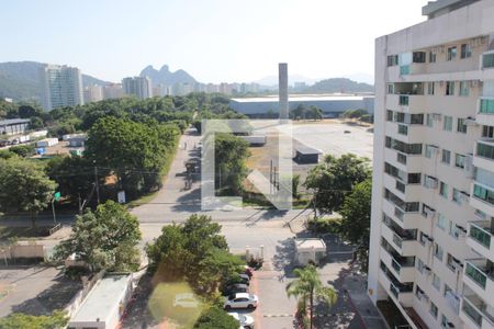 Vista do Quarto 1 de apartamento para alugar com 2 quartos, 69m² em Camorim, Rio de Janeiro