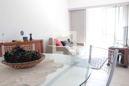 Sala de apartamento para alugar com 2 quartos, 69m² em Camorim, Rio de Janeiro