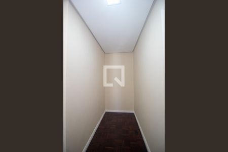 Escritório de kitnet/studio para alugar com 1 quarto, 39m² em Cel. Aparicio Borges, Porto Alegre
