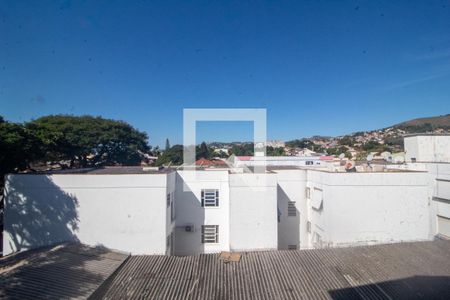 Vista de kitnet/studio para alugar com 1 quarto, 39m² em Cel. Aparicio Borges, Porto Alegre