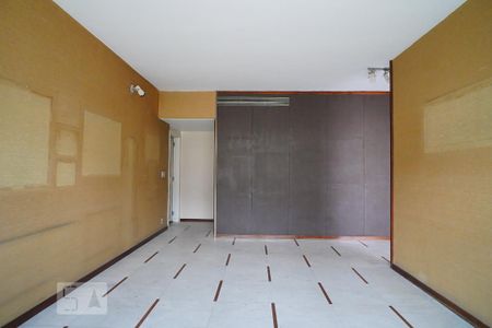 Sala de apartamento para alugar com 3 quartos, 231m² em Petrópolis, Porto Alegre