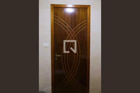 Casa à venda com 180m², 3 quartos e 2 vagas Casa à venda com 180m², 3 quartos e 2 vagasBanheiro 3