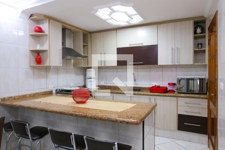 Casa à venda com 180m², 3 quartos e 2 vagas Casa à venda com 180m², 3 quartos e 2 vagasCozinha