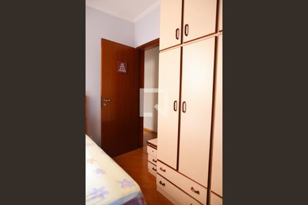 Casa à venda com 180m², 3 quartos e 2 vagas Casa à venda com 180m², 3 quartos e 2 vagasQuarto 3