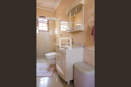 Casa à venda com 180m², 3 quartos e 2 vagas Casa à venda com 180m², 3 quartos e 2 vagasSuite Banheiro