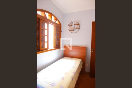 Casa à venda com 180m², 3 quartos e 2 vagas Casa à venda com 180m², 3 quartos e 2 vagasQuarto 3