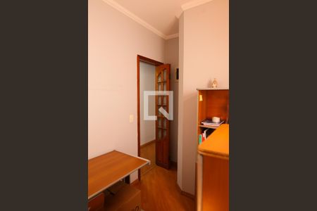 Casa à venda com 180m², 3 quartos e 2 vagas Casa à venda com 180m², 3 quartos e 2 vagasQuarto 2