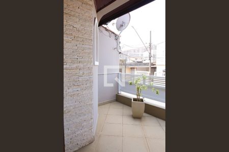 Casa à venda com 180m², 3 quartos e 2 vagas Casa à venda com 180m², 3 quartos e 2 vagasSuite Varanda