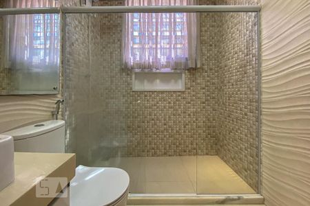 Casa à venda com 225m², 3 quartos e 5 vagasBanheiro Social