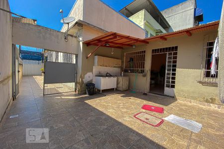 Casa à venda com 225m², 3 quartos e 5 vagasQuintal / Área de Serviço