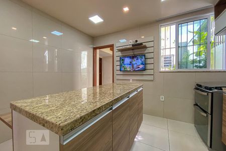 Casa à venda com 225m², 3 quartos e 5 vagasCozinha