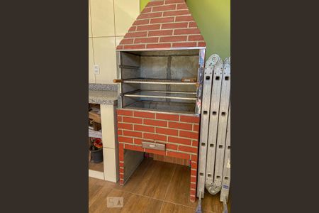 Casa à venda com 225m², 3 quartos e 5 vagasQuintal / Churrasqueira