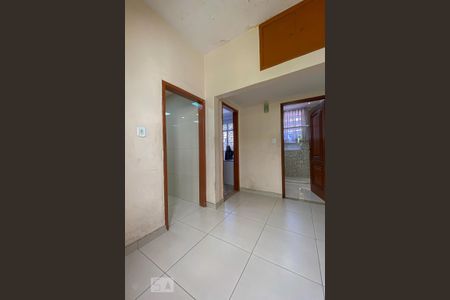 Casa à venda com 225m², 3 quartos e 5 vagasCorredor