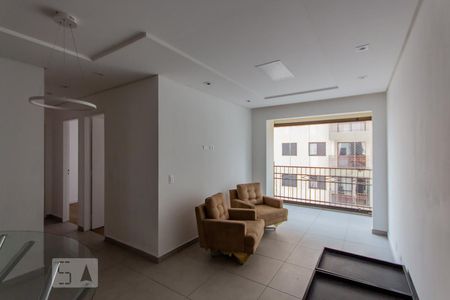 Sala de apartamento para alugar com 3 quartos, 84m² em Vila Floresta, Santo André
