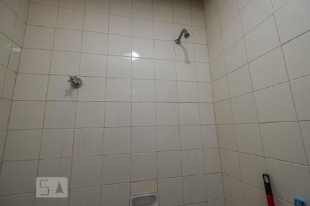 Apartamento para alugar com 67m², 2 quartos e 1 vaga Apartamento para alugar com 67m², 2 quartos e 1 vagaBanheiro de Serviço