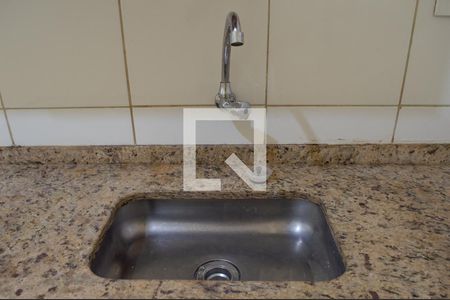 Casa para alugar com 80m², 2 quartos e sem vagaCozinha - Torneira