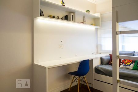 Apartamento à venda com 150m², 4 quartos e 3 vagasquarto 2