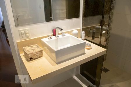 Apartamento à venda com 150m², 4 quartos e 3 vagasbanheiro suite