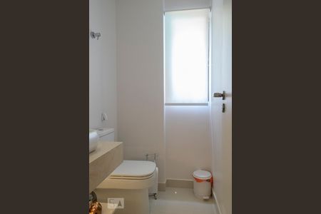 lavabo de apartamento para alugar com 4 quartos, 150m² em Santana, São Paulo