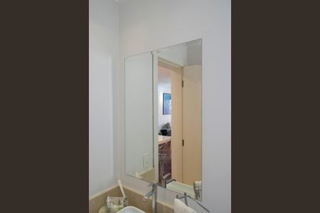 lavabo de apartamento para alugar com 4 quartos, 150m² em Santana, São Paulo