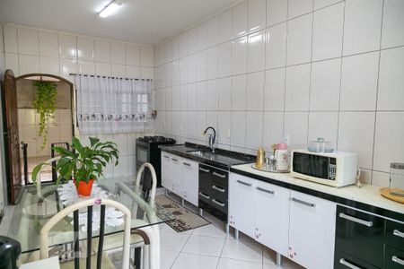 Casa à venda com 300m², 4 quartos e 5 vagasCozinha