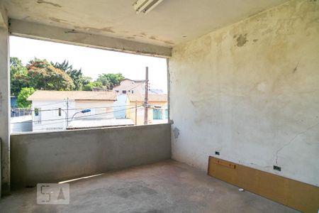 Casa à venda com 300m², 4 quartos e 5 vagas Casa à venda com 300m², 4 quartos e 5 vagasQuintal