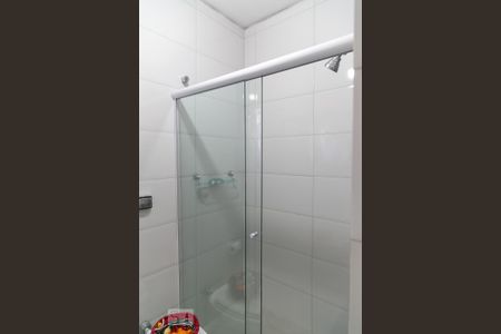 Casa à venda com 300m², 4 quartos e 5 vagasBanheiro da suíte 1