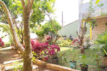 Casa à venda com 300m², 4 quartos e 5 vagasQuintal